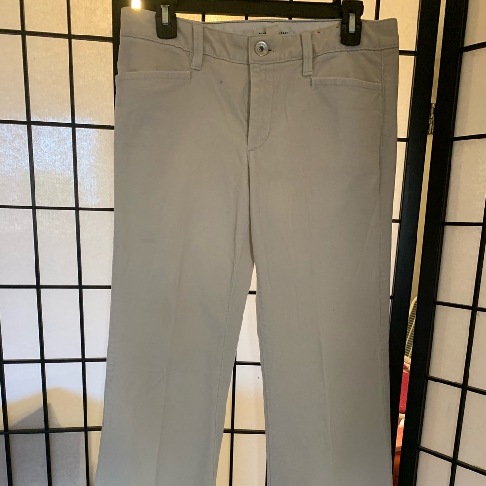 EUC Banana Republic Cream Color Slacks Size 28